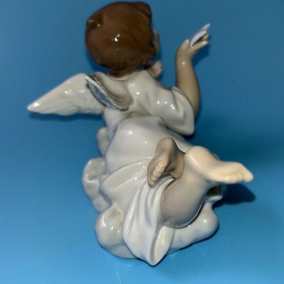 Vintage LLADRO 5725 Making A Wish Angel Holding A Star Feet Crossed 1989 Mint - Picture 5 of 8